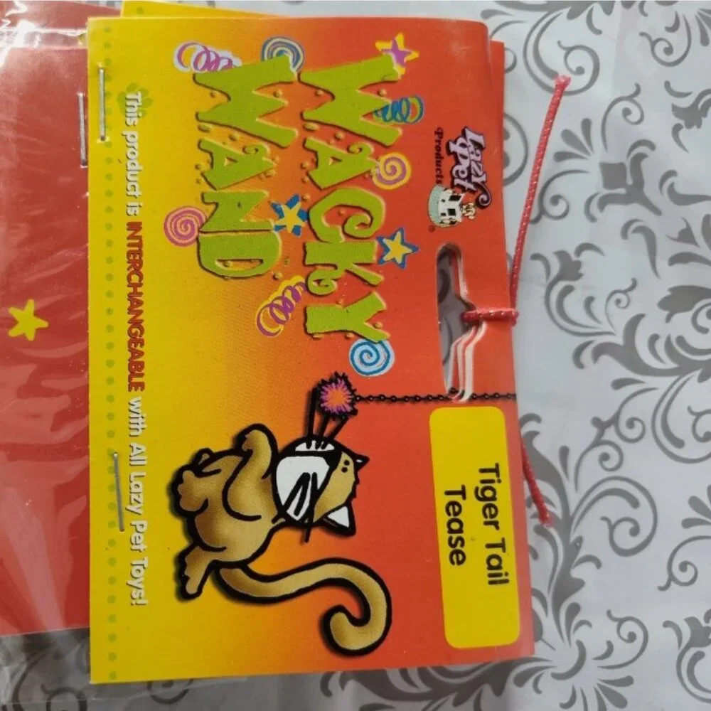 Lot of 3 Lazy Pet Interactive Tail Tease Cat Toy Br/Vi/Ye (Plus 2 Free)